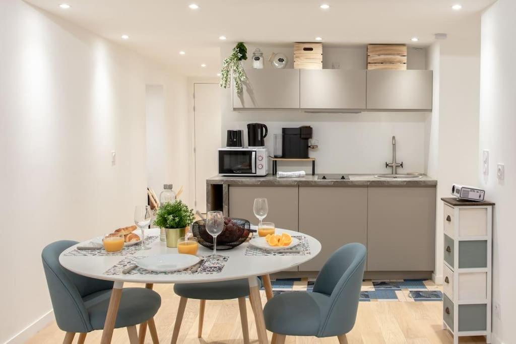 L10 Central Suite 2 Bedrooms Old Nice Wifi 3Mins Sea Bagian luar foto